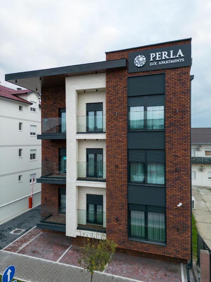 Perla Lux Apartmani Indija Bagian luar foto